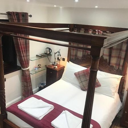 Hotel Hot Tub Hide Away Near Alton Towers Staffordshire Cheddleton Exterior foto